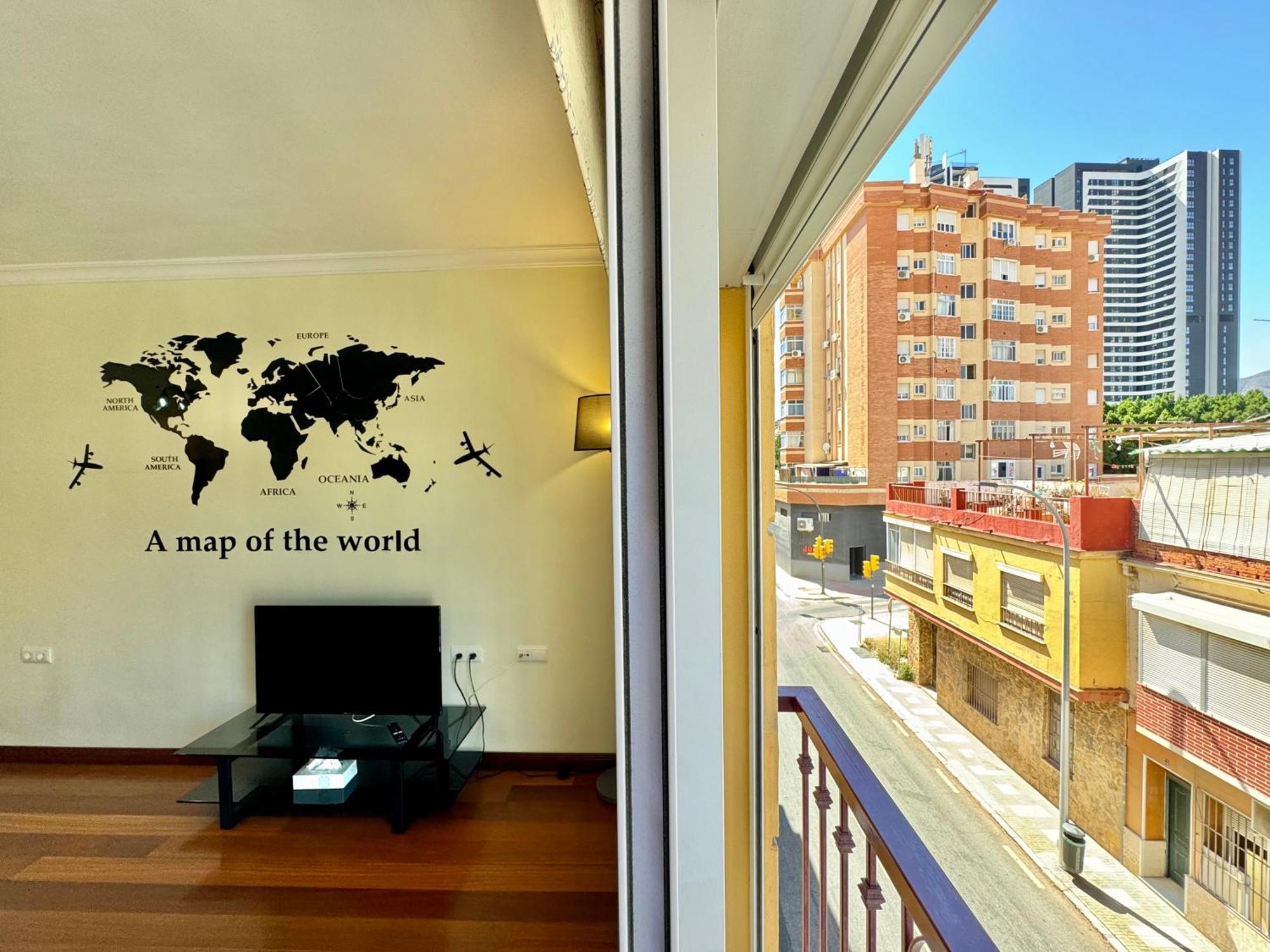 Lujoso Piso Centro Aparcamiento Privado, Terraza & Ac Apartment Malaga Luaran gambar